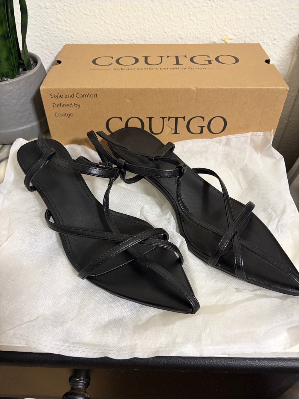 Coutgo Black Strappy Pointed Sandals